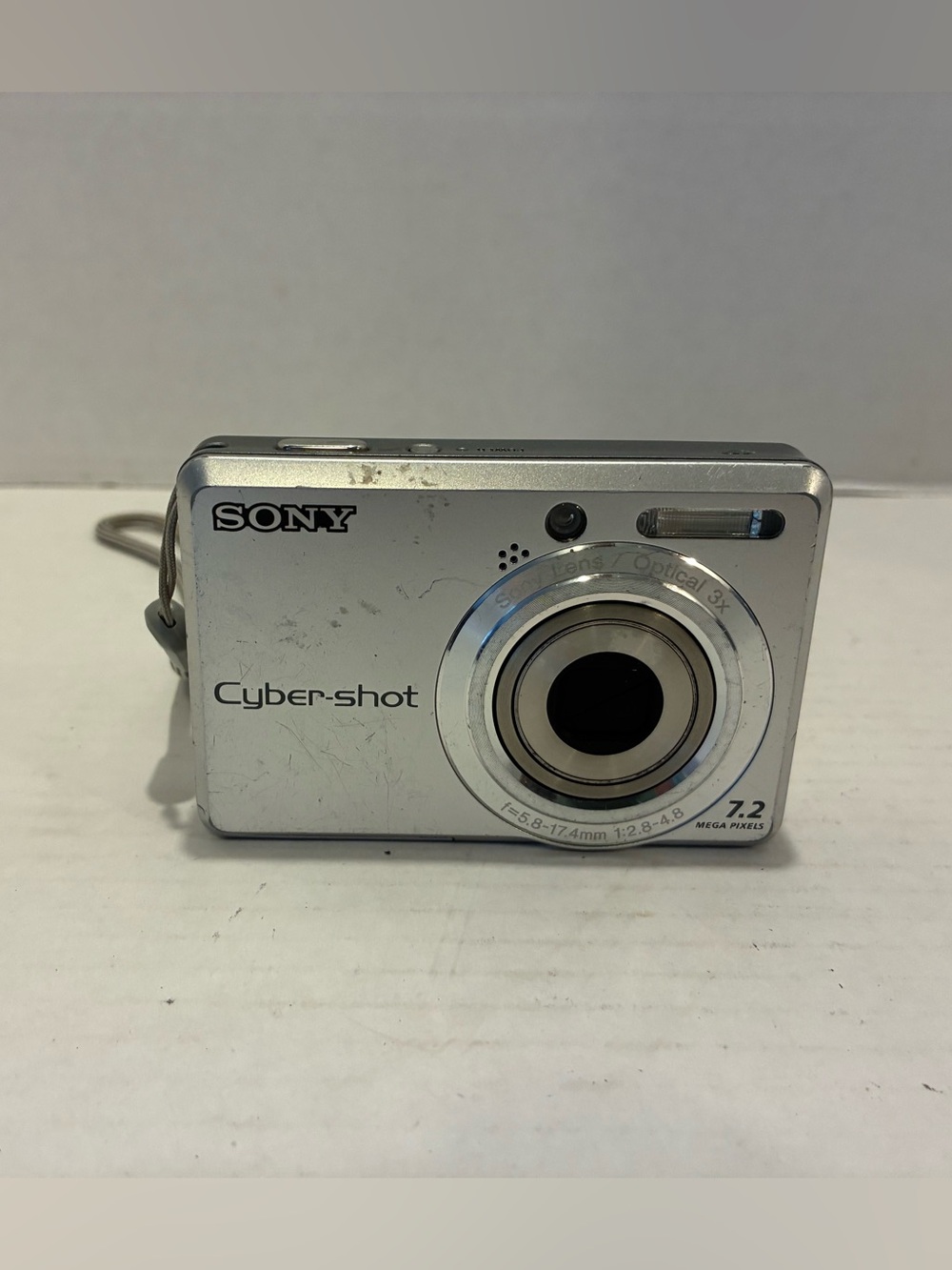 Sony Cyber-shot DSC-S730 7.2 MP Digital Camera - Silver